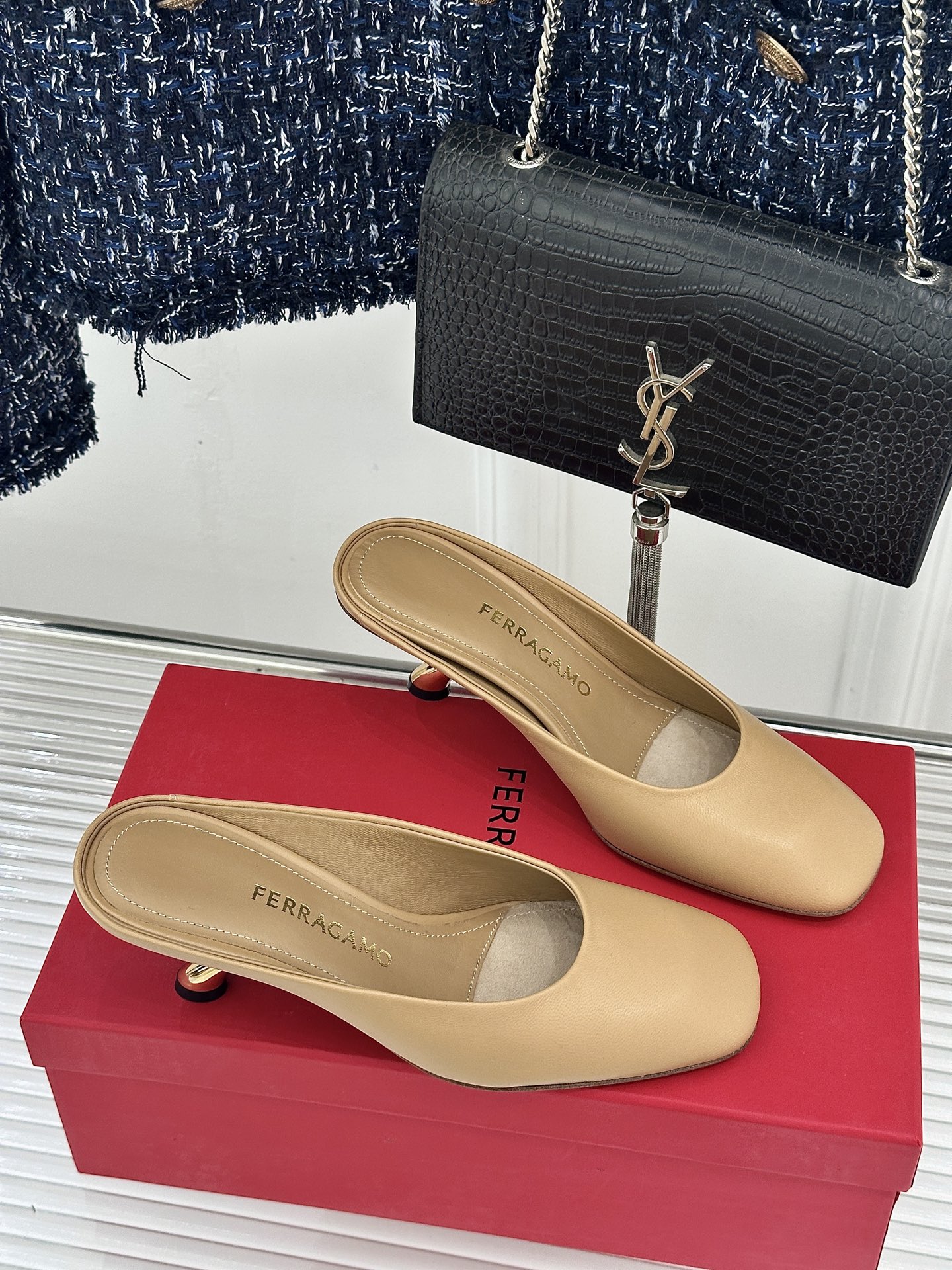 Ferragamo Ferragamo/菲拉格慕26WF新品