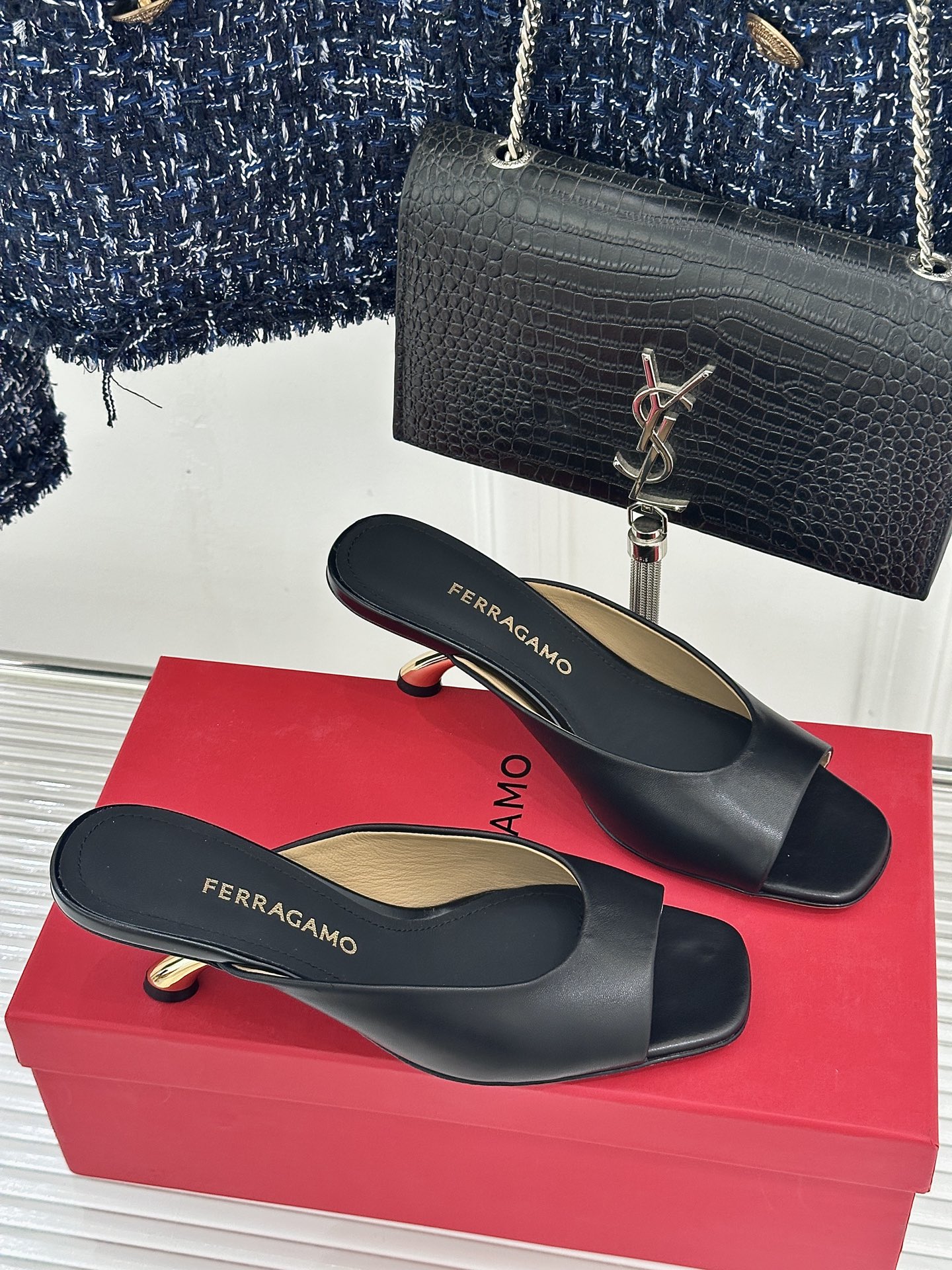 Ferragamo Ferragamo/菲拉格慕26WF新品