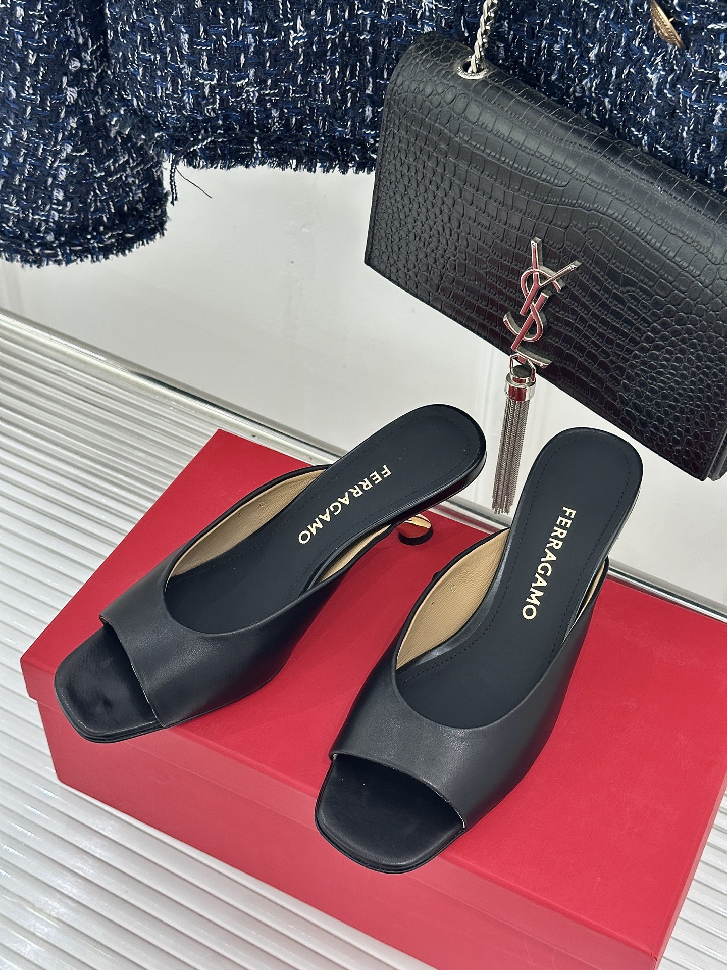 Ferragamo Ferragamo/菲拉格慕26WF新品