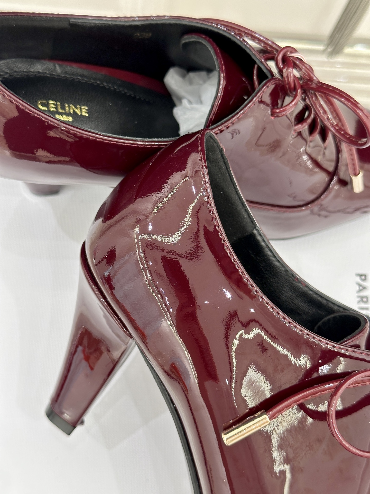 Celine Celine/赛琳26WF新品极简小方头