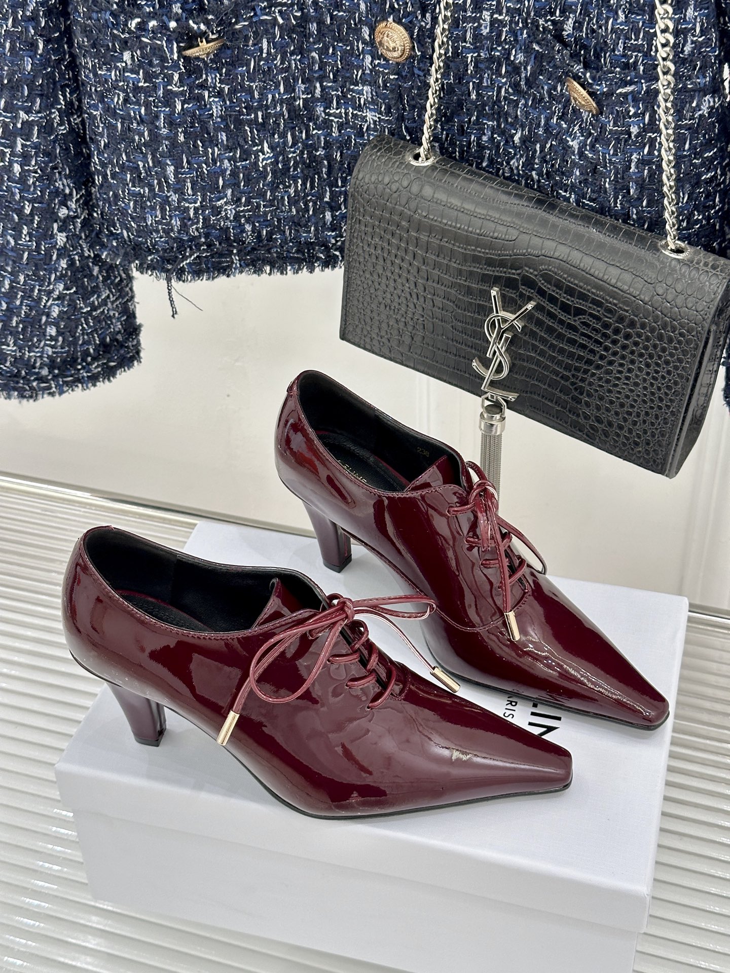 Celine Celine/赛琳26WF新品极简小方头