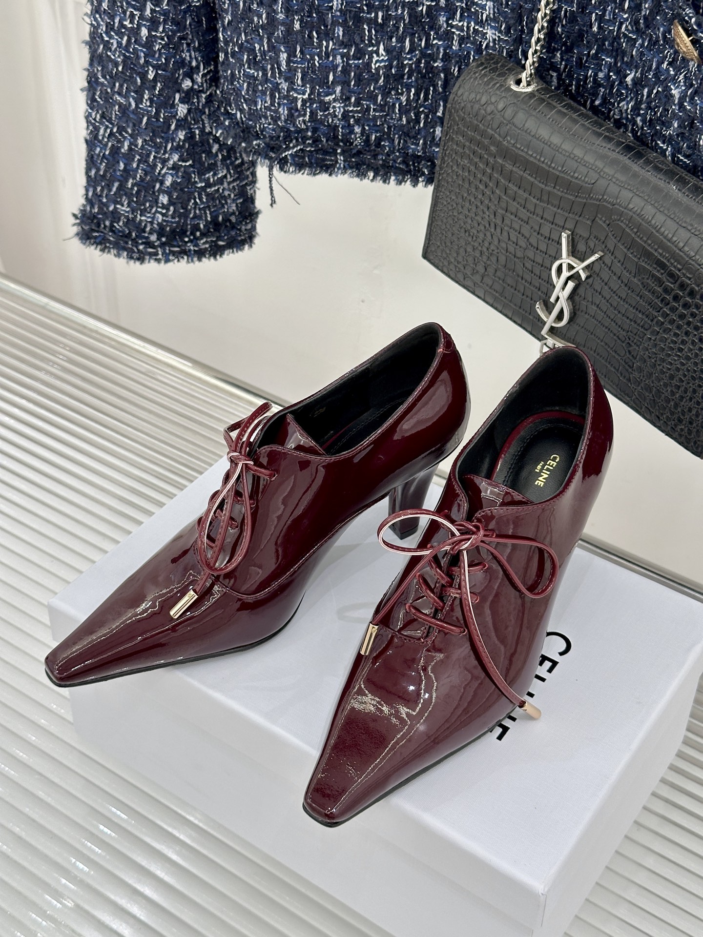 Celine Celine/赛琳26WF新品极简小方头