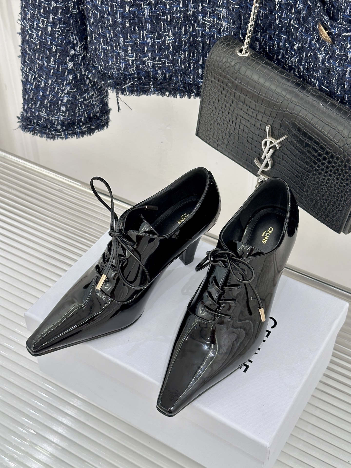 Celine Celine/赛琳26WF新品极简小方头