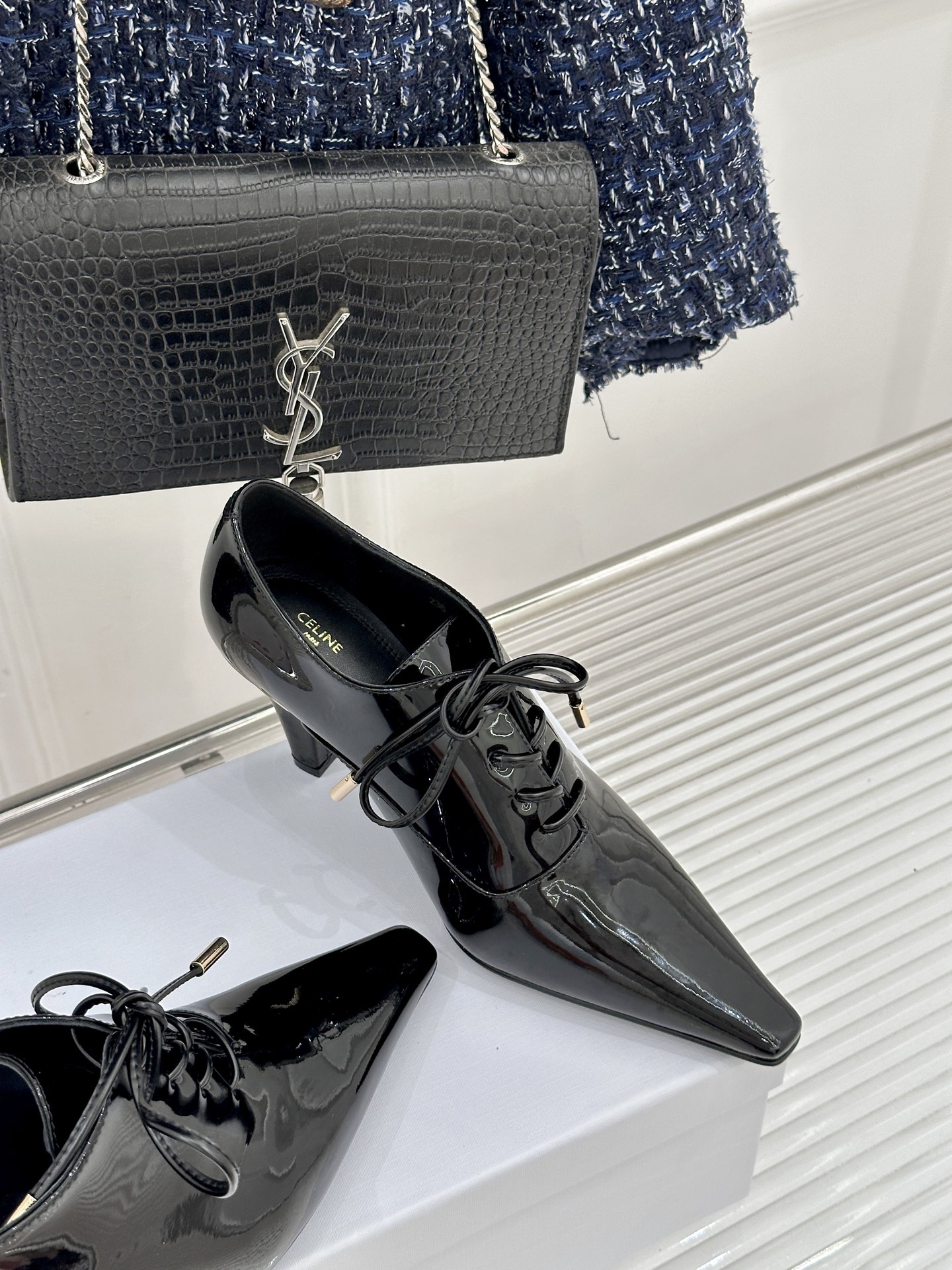 Celine Celine/赛琳26WF新品极简小方头