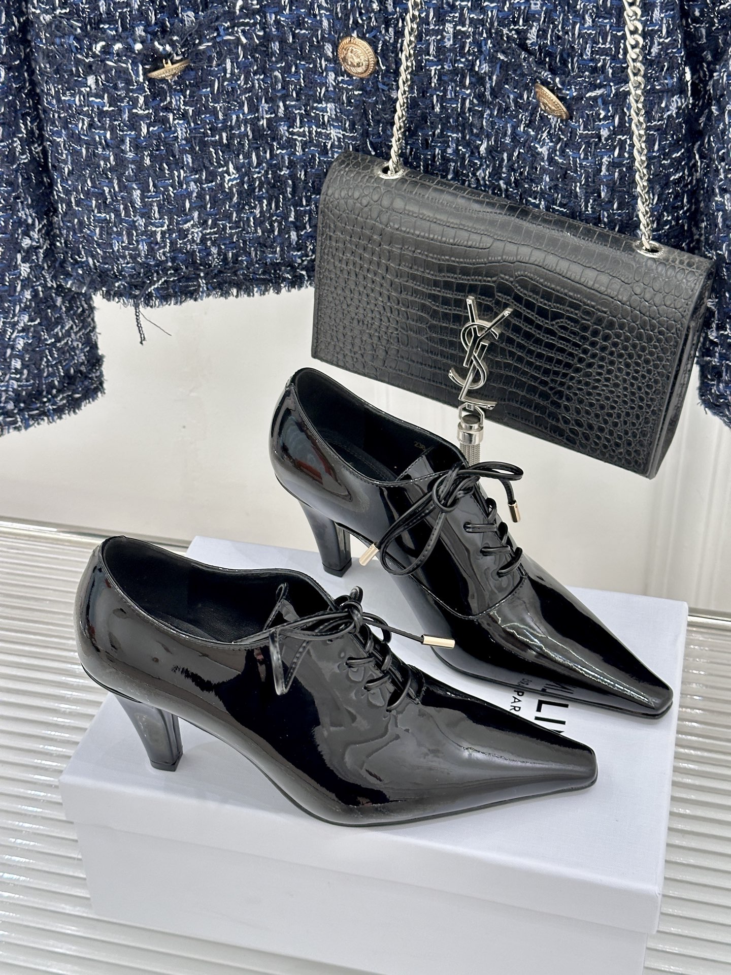 Celine Celine/赛琳26WF新品极简小方头