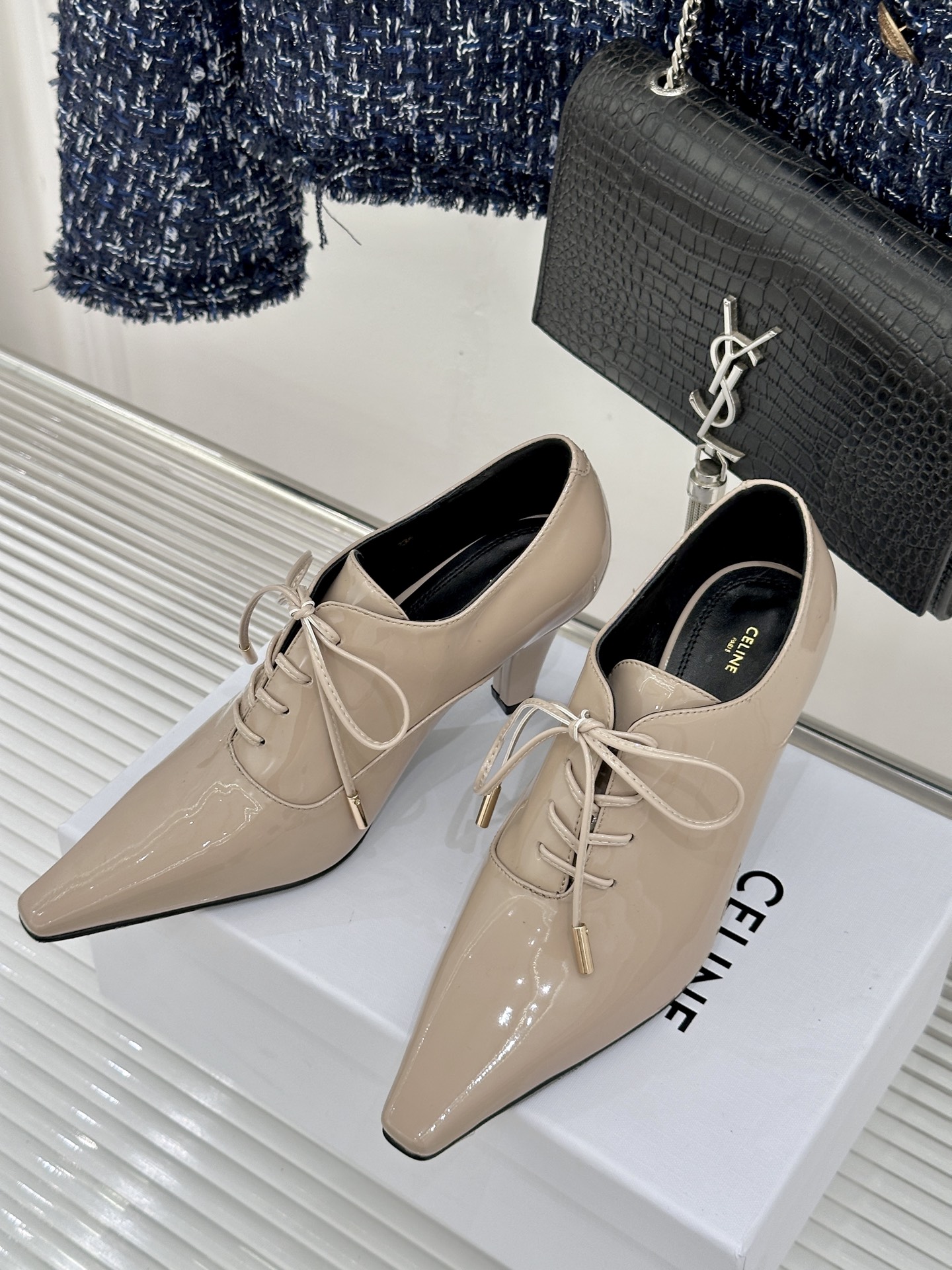 Celine Celine/赛琳26WF新品极简小方头