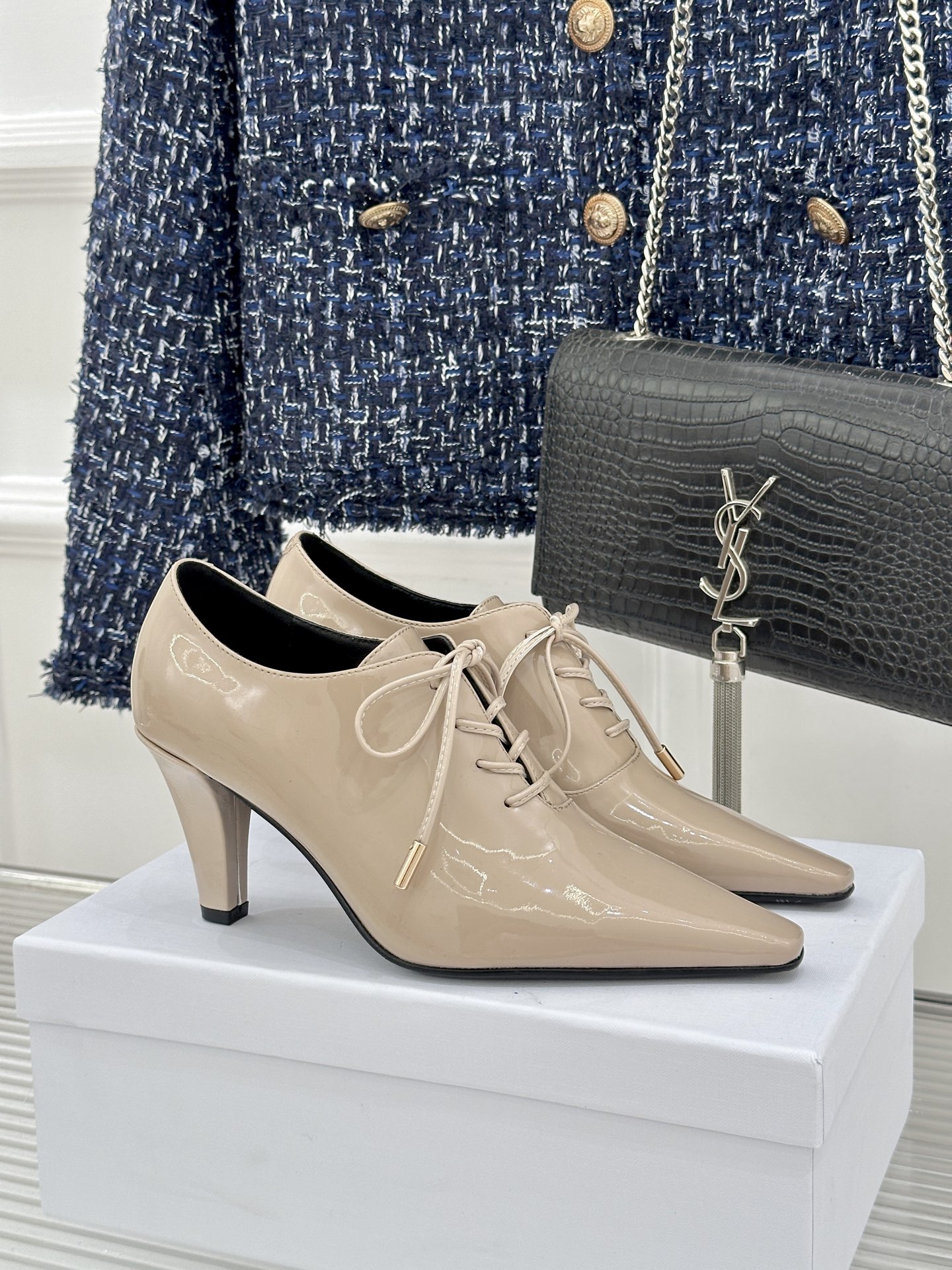 Celine Celine/赛琳26WF新品极简小方头