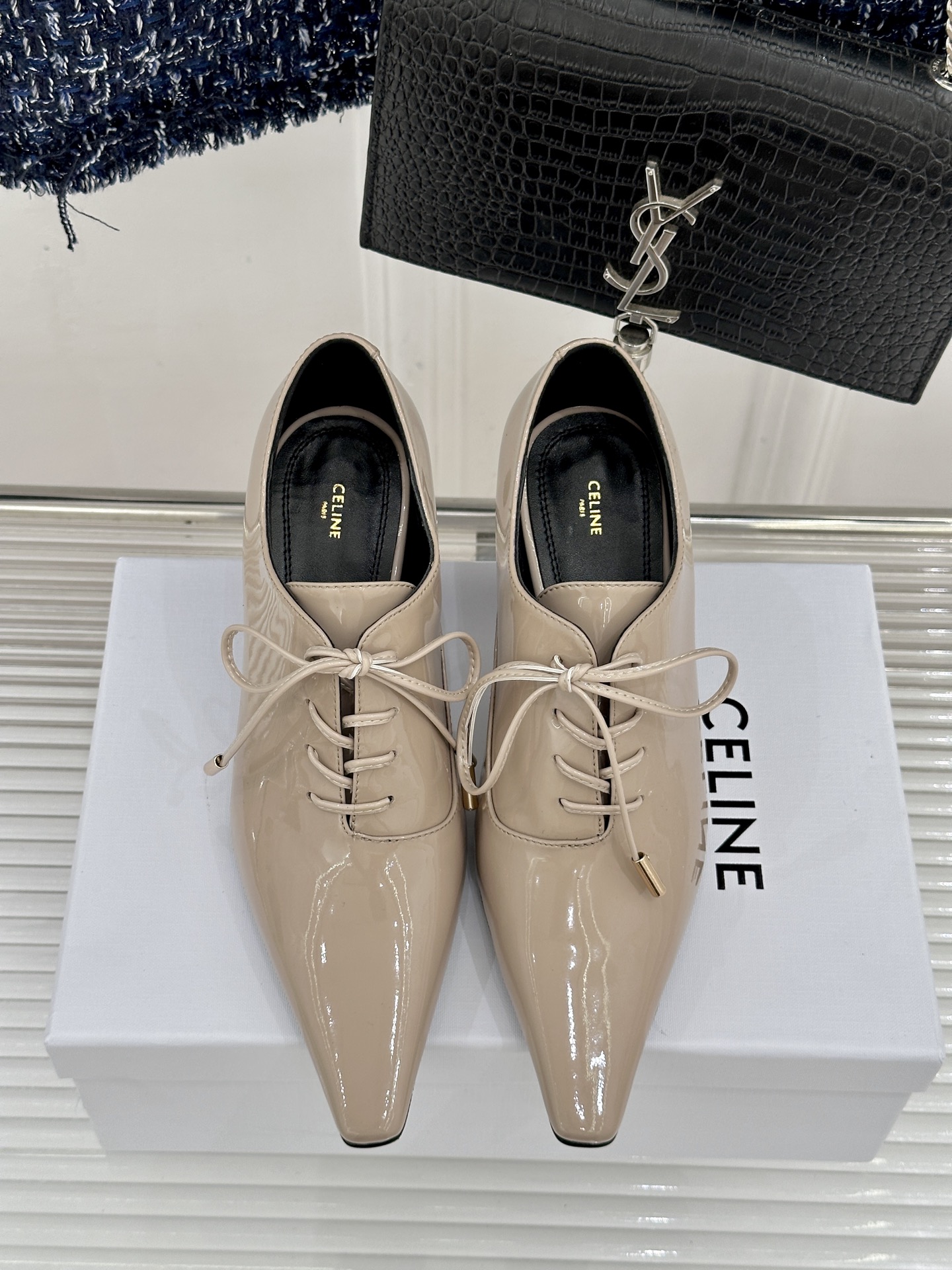 Celine Celine/赛琳26WF新品极简小方头
