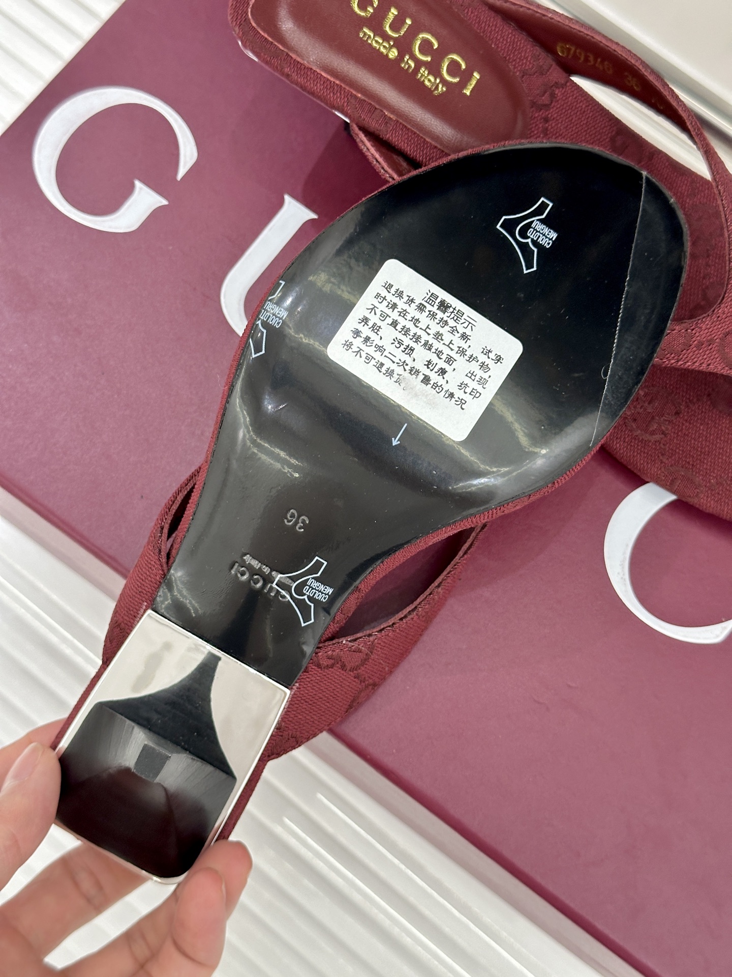 Gucci/古驰26WF新品老花夹脚高跟人字拖鞋夏天最值得入手的单品❗️自带高级气场的凉鞋搭配裙装裤装率