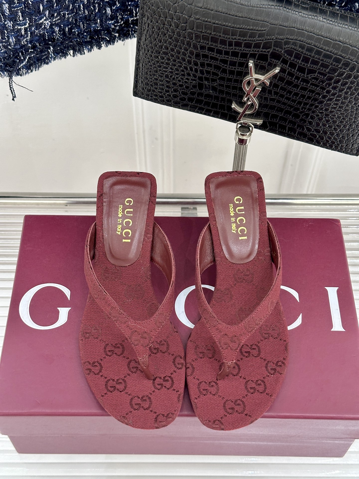 Gucci/古驰26WF新品老花夹脚高跟人字拖鞋夏天最值得入手的单品❗️自带高级气场的凉鞋搭配裙装裤装率