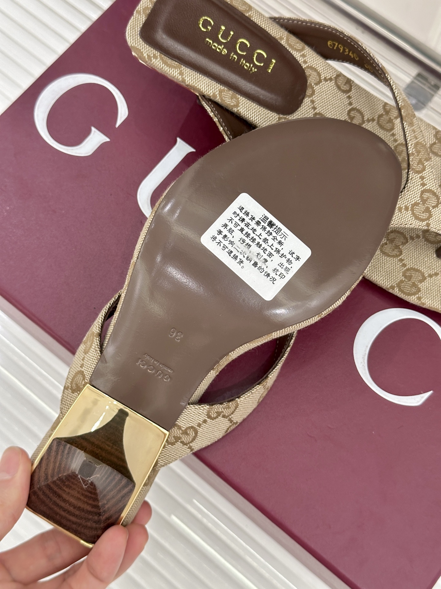 Gucci/古驰26WF新品老花夹脚高跟人字拖鞋夏天最值得入手的单品❗️自带高级气场的凉鞋搭配裙装裤装率