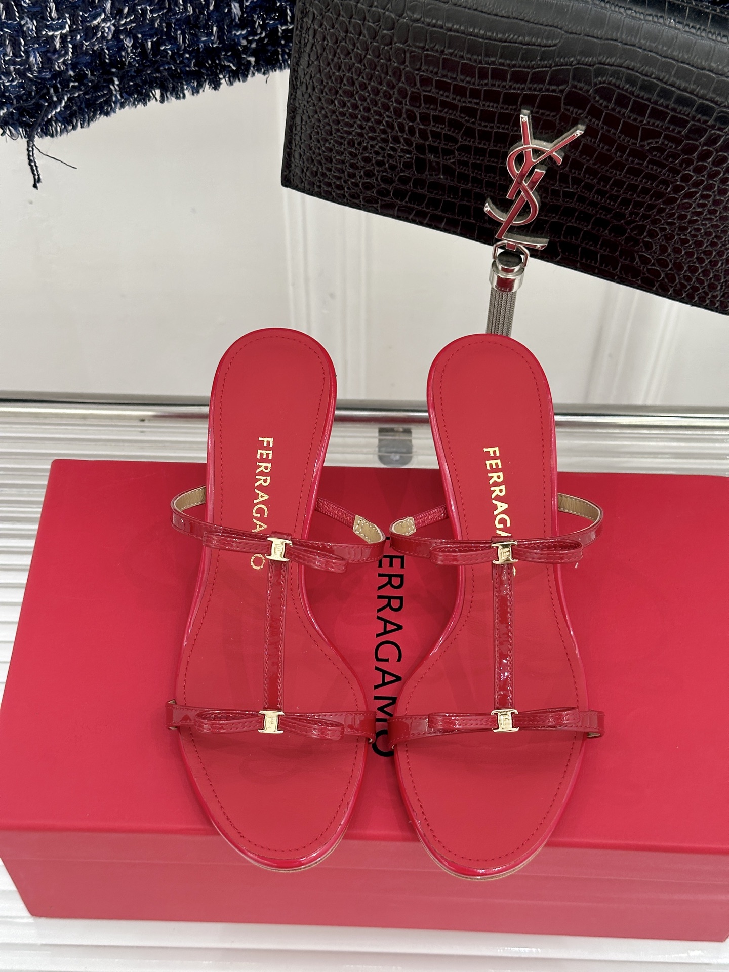 Ferragamo Ferragamo/菲拉格慕26WF新品
