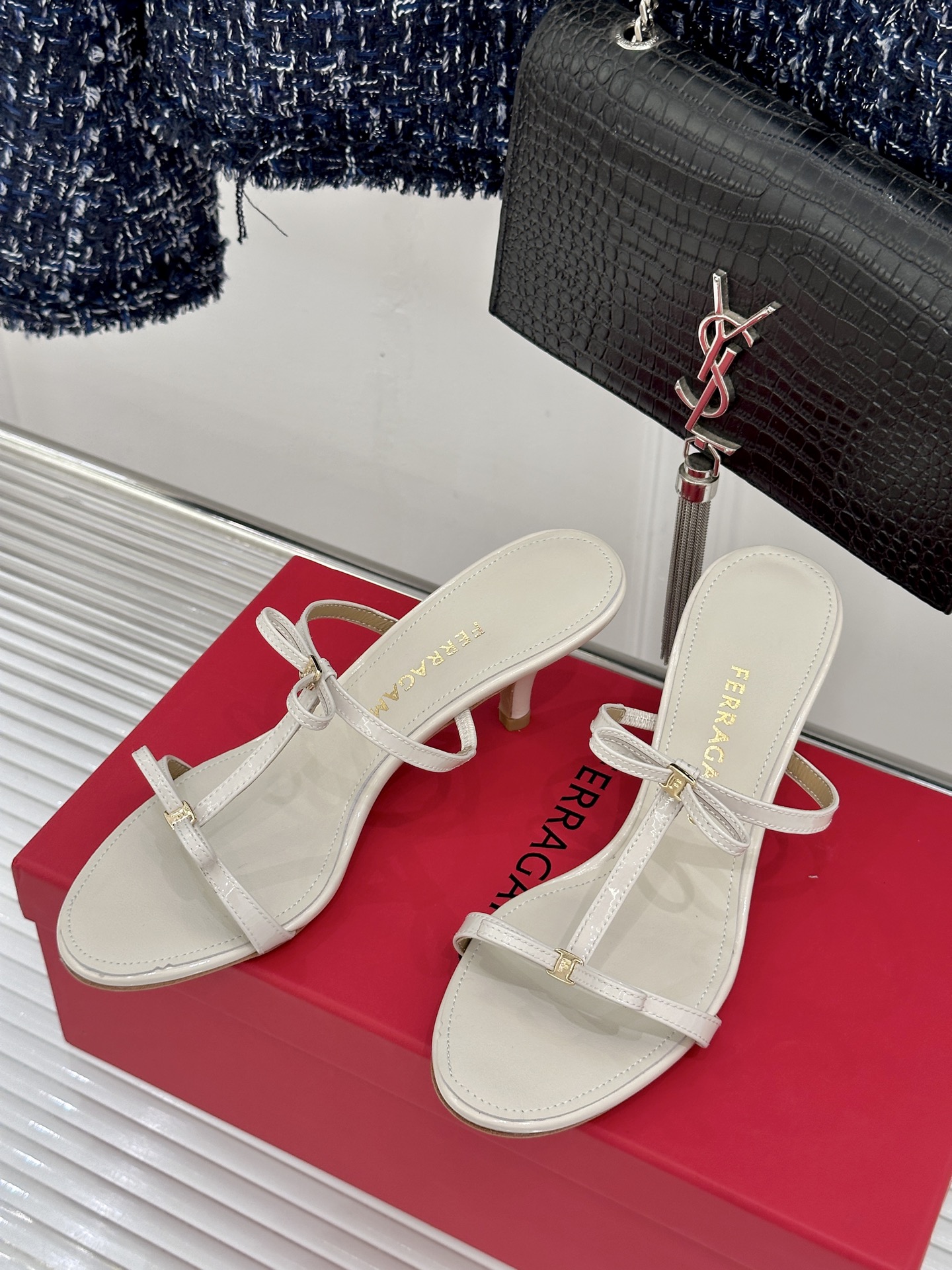 Ferragamo Ferragamo/菲拉格慕26WF新品