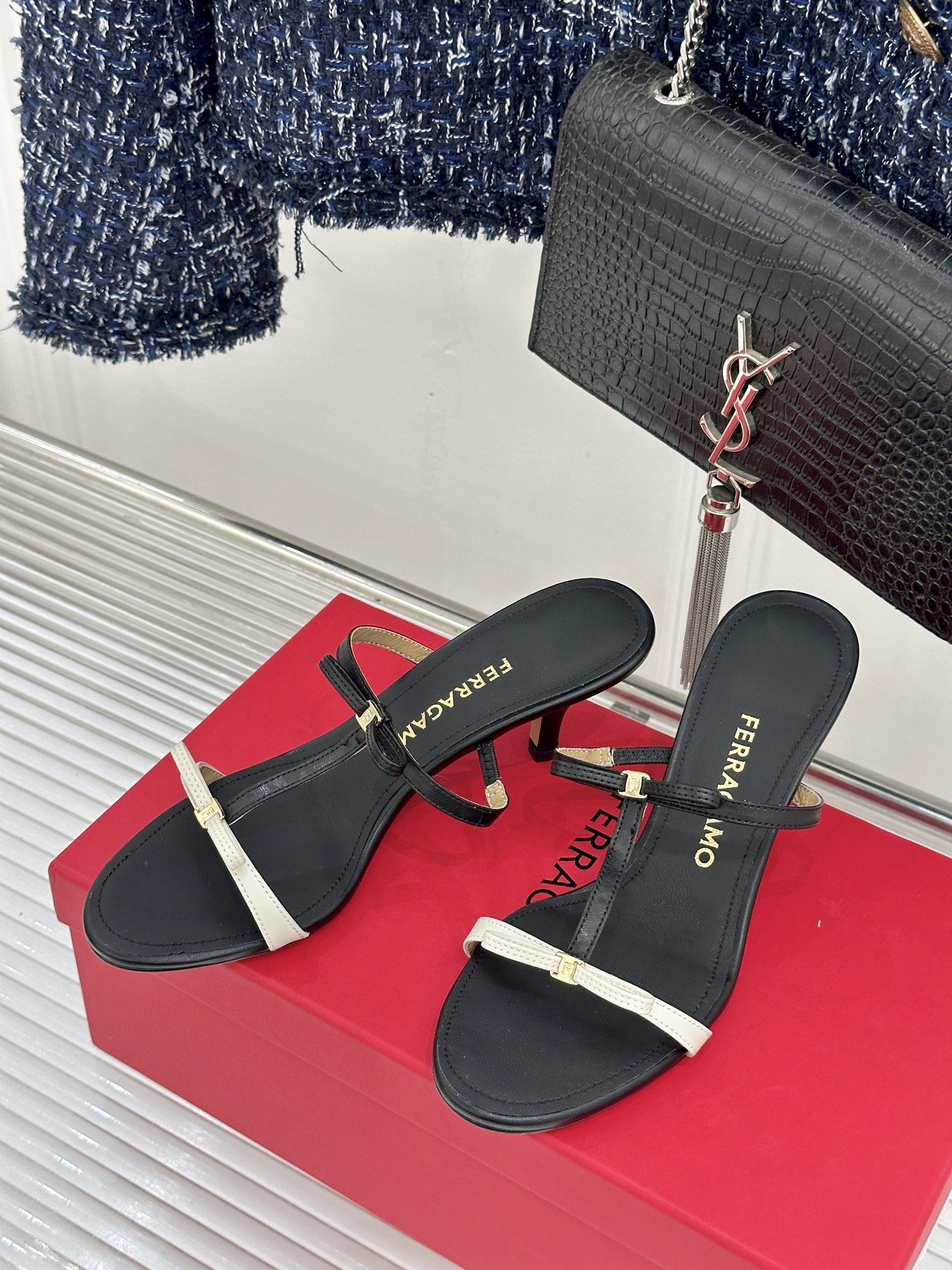 Ferragamo Ferragamo/菲拉格慕26WF新品