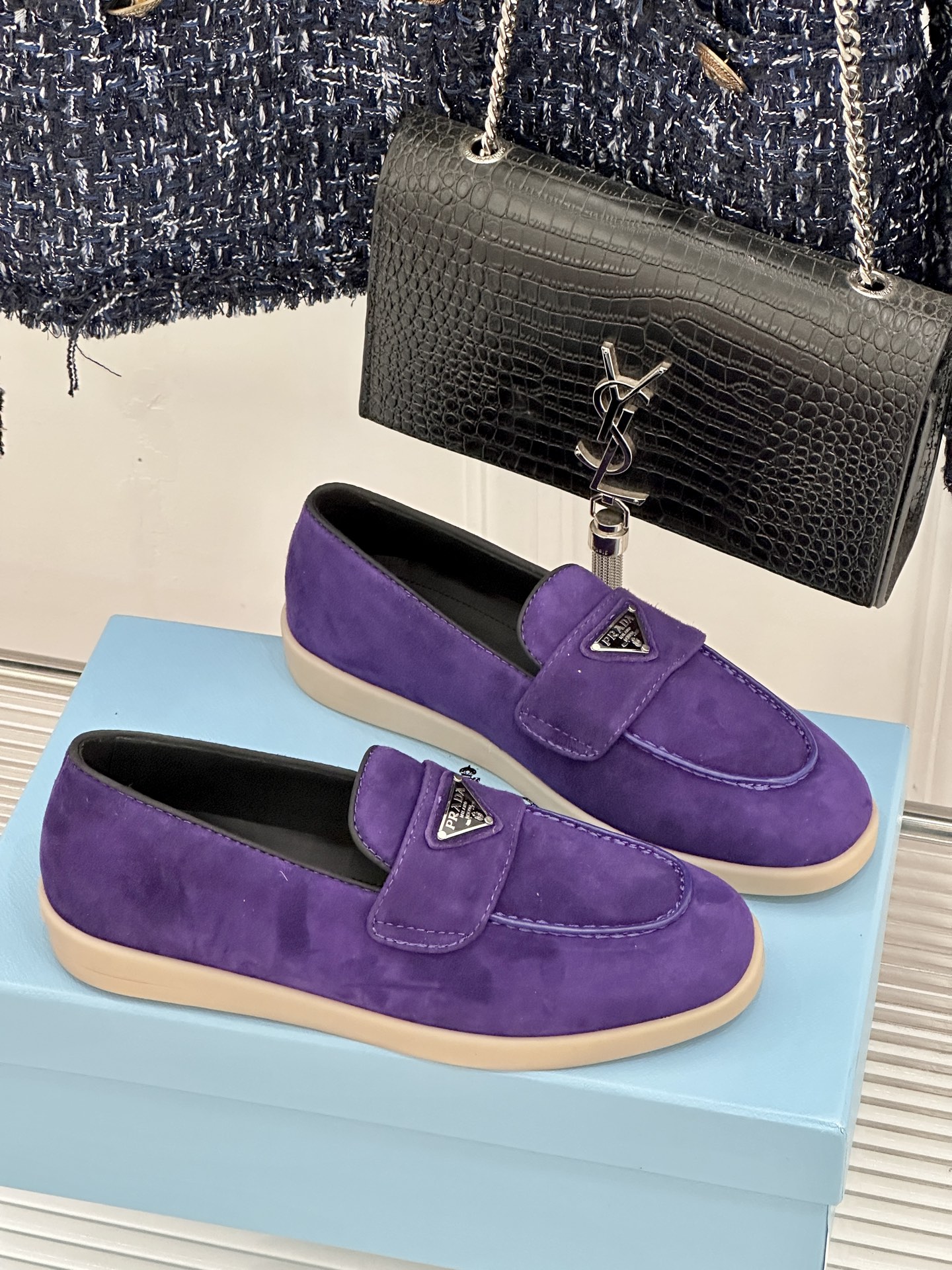Prada/普拉达26WF新品复古老钱风三角标情侣款乐福鞋意式奢雅与现代休闲的完美融合情侣同款定格低调高
