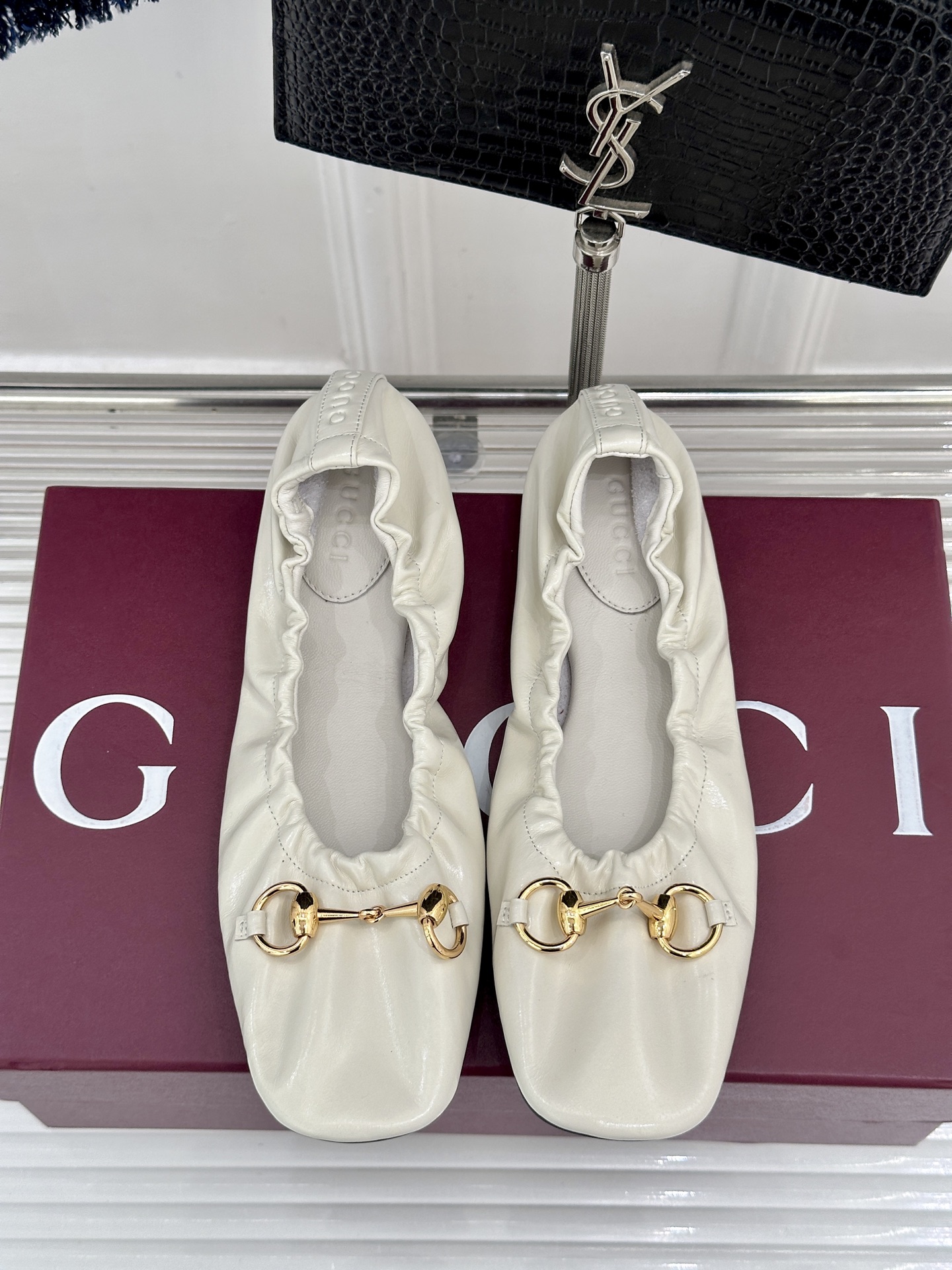 Gucci/古驰26WF新品马衔扣奶奶鞋芭蕾舞鞋将品牌经典底蕴与现代舒适美学甄选顶级小羊皮  质地软糯细