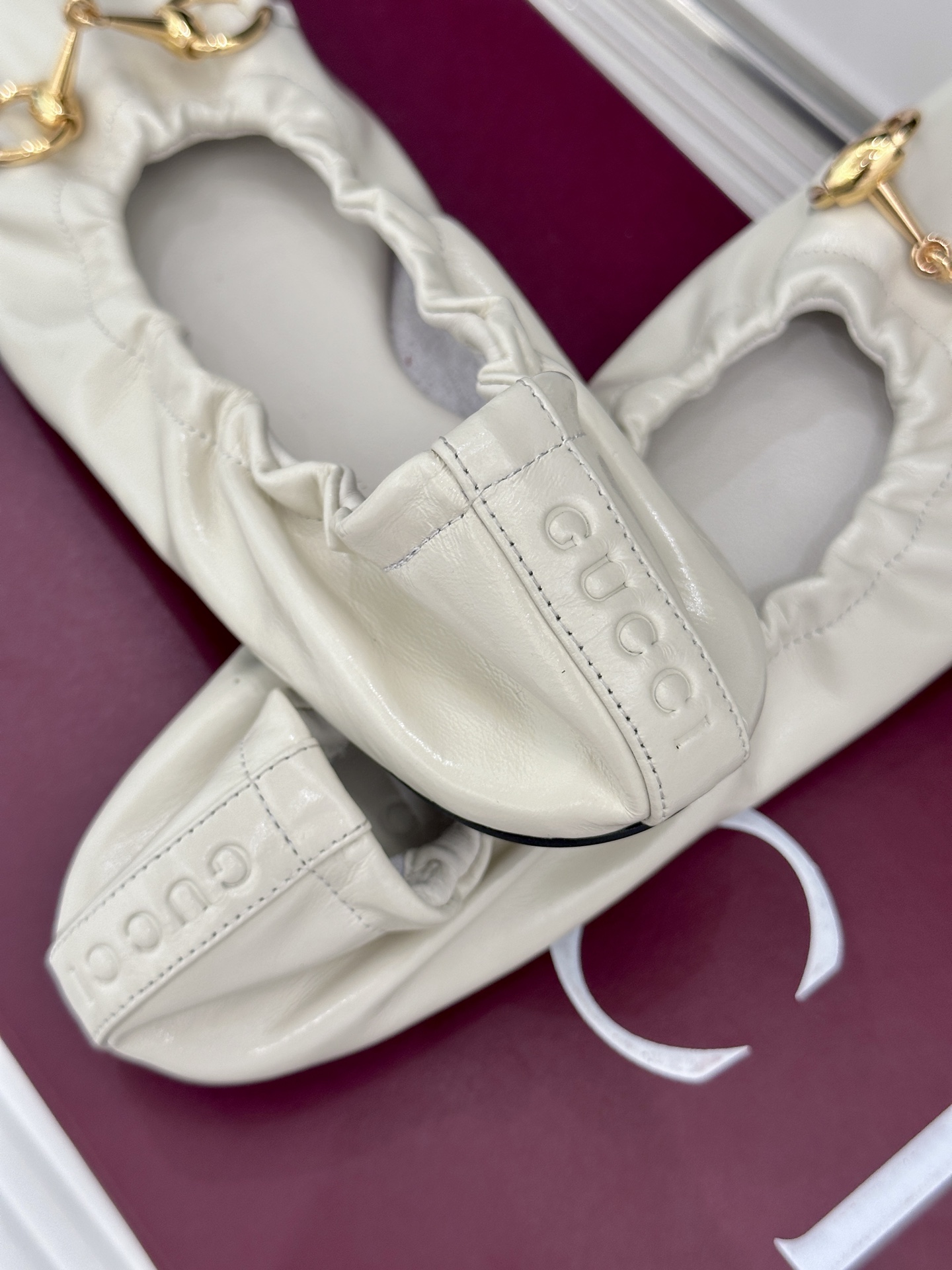 Gucci/古驰26WF新品马衔扣奶奶鞋芭蕾舞鞋将品牌经典底蕴与现代舒适美学甄选顶级小羊皮  质地软糯细