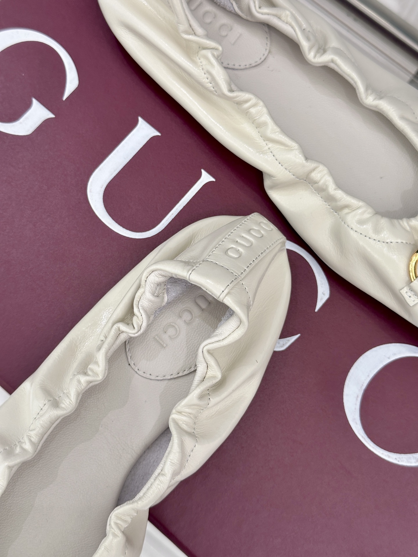 Gucci/古驰26WF新品马衔扣奶奶鞋芭蕾舞鞋将品牌经典底蕴与现代舒适美学甄选顶级小羊皮  质地软糯细