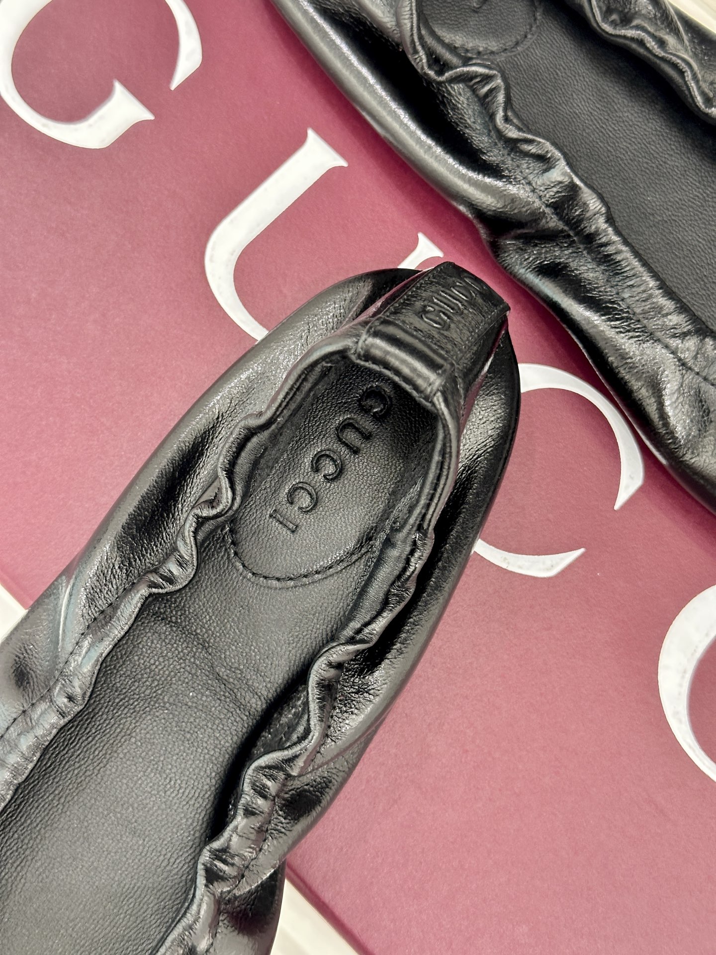 Gucci/古驰26WF新品马衔扣奶奶鞋芭蕾舞鞋将品牌经典底蕴与现代舒适美学甄选顶级小羊皮  质地软糯细