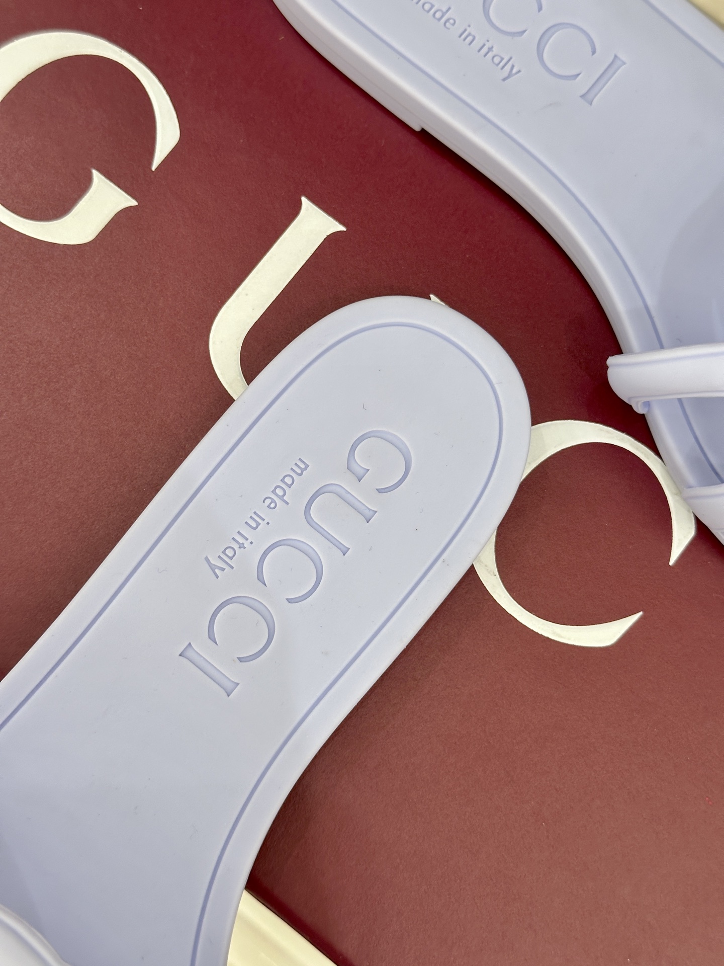 Gucci/古驰26WF新品双G果冻拖鞋续写Lido系列意式海岸风情将70年代典藏符号化作夏日奢适日常 