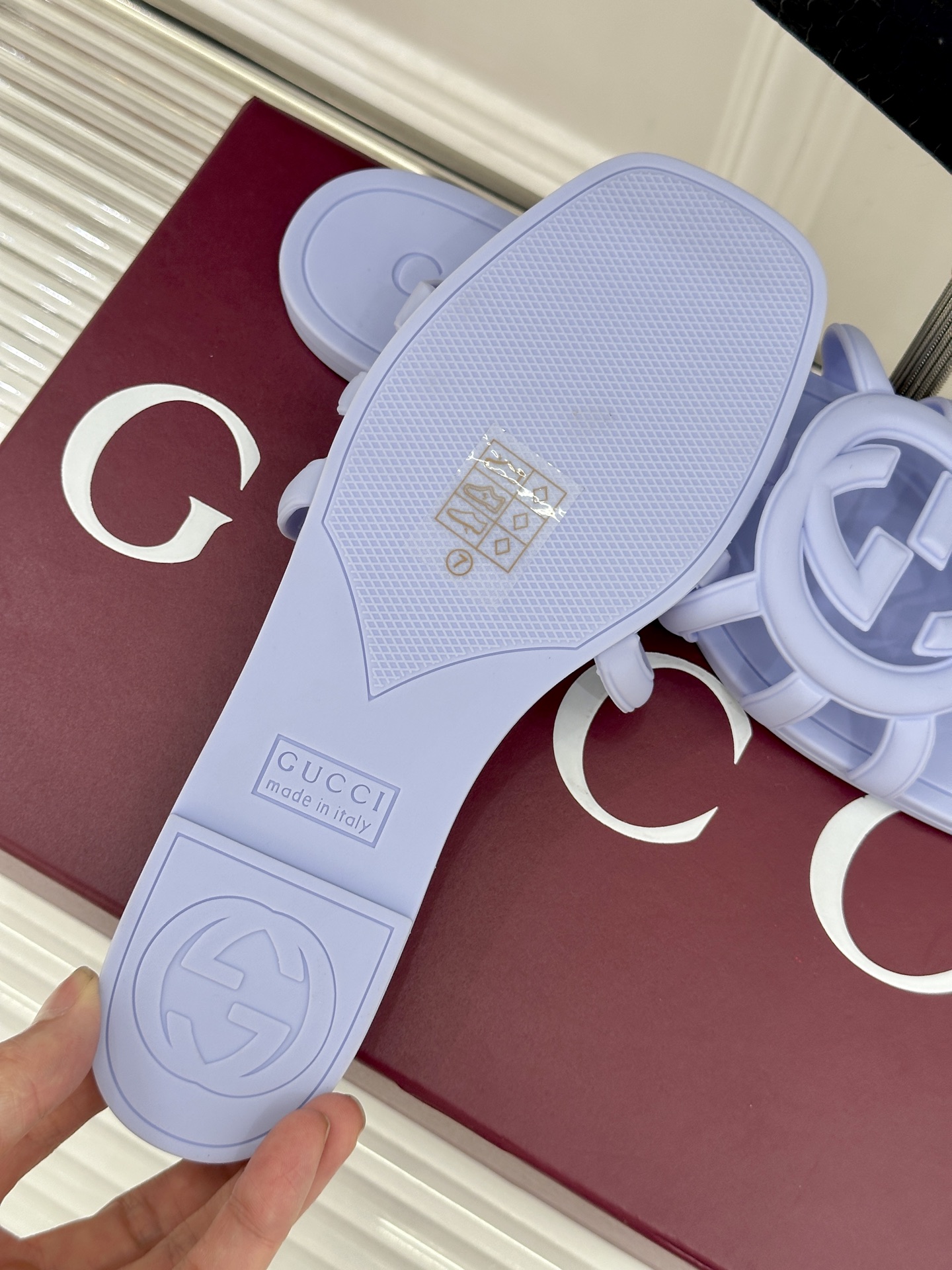 Gucci/古驰26WF新品双G果冻拖鞋续写Lido系列意式海岸风情将70年代典藏符号化作夏日奢适日常 