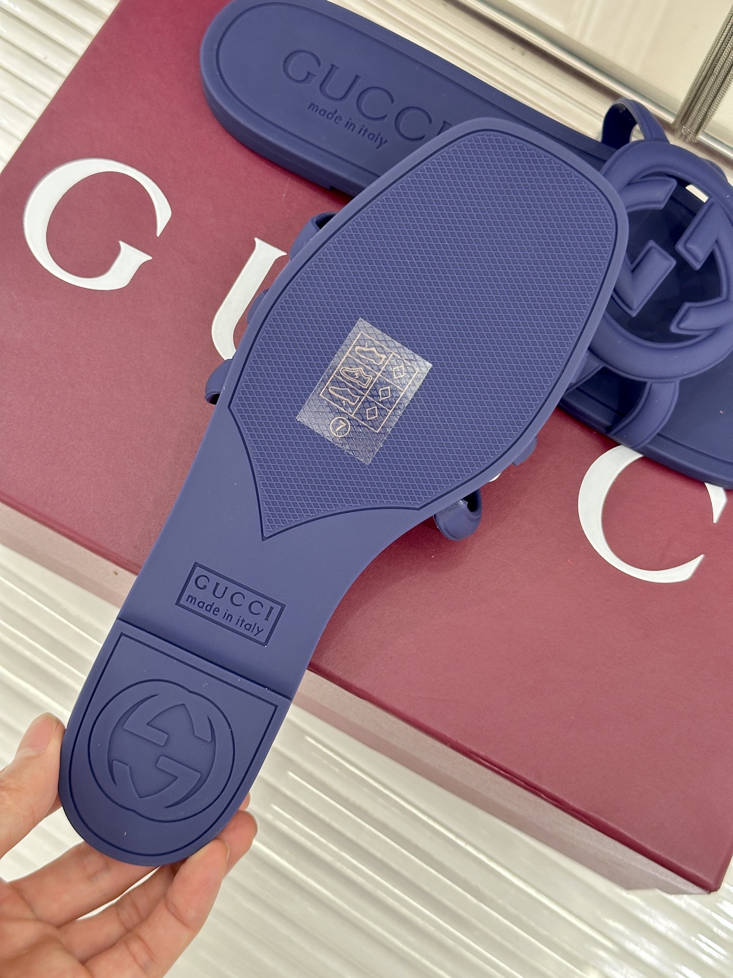 Gucci/古驰26WF新品双G果冻拖鞋续写Lido系列意式海岸风情将70年代典藏符号化作夏日奢适日常 