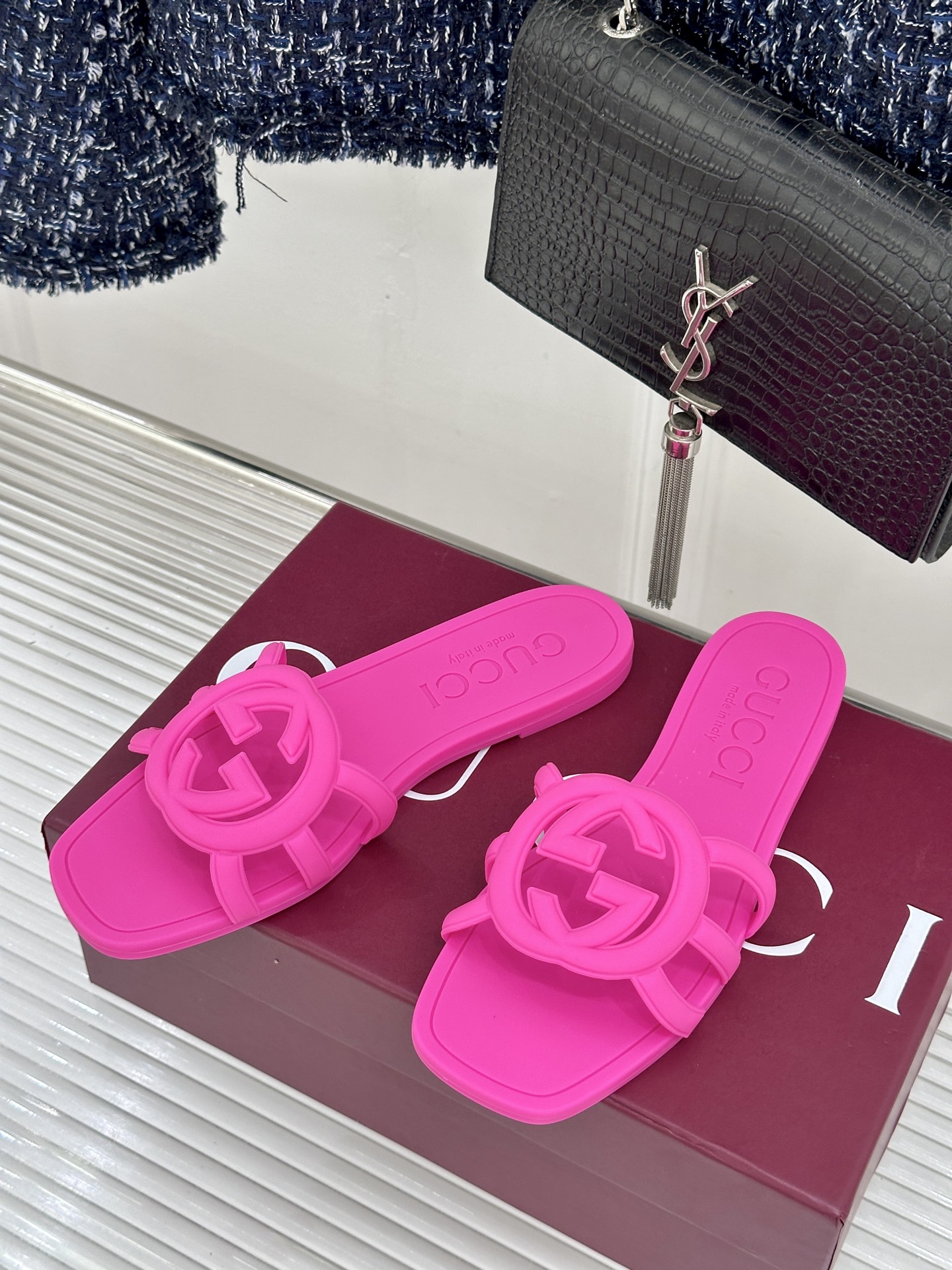 Gucci/古驰26WF新品双G果冻拖鞋续写Lido系列意式海岸风情将70年代典藏符号化作夏日奢适日常 
