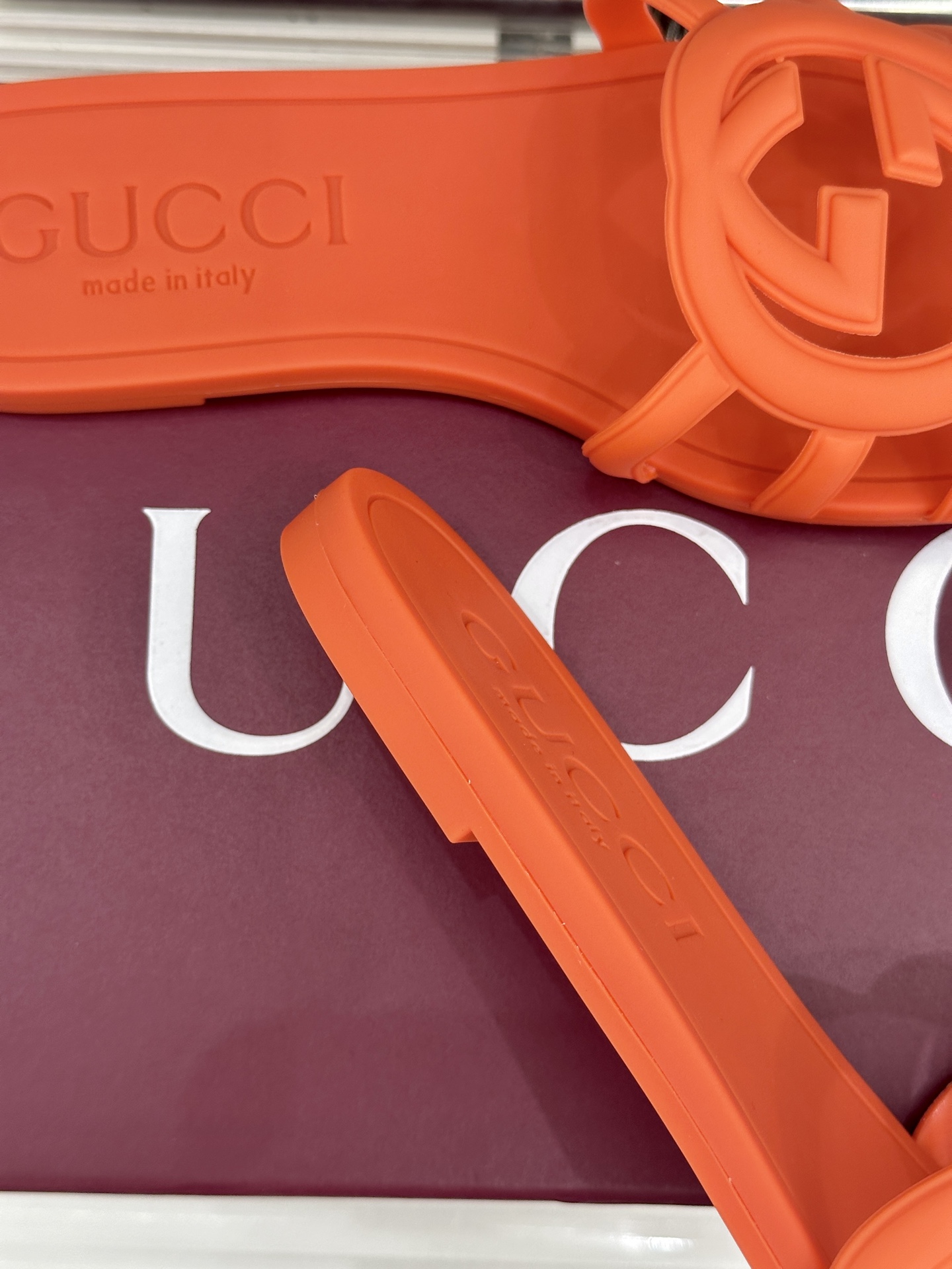 Gucci/古驰26WF新品双G果冻拖鞋续写Lido系列意式海岸风情将70年代典藏符号化作夏日奢适日常 