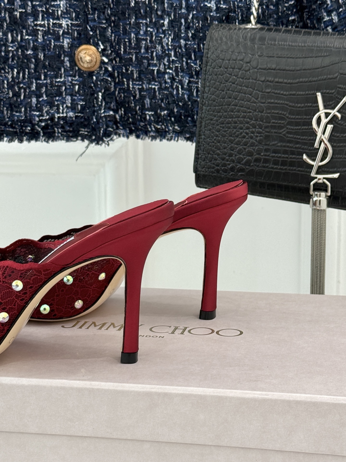 Jimmy Choo/吉米周26WF新品水钻蕾丝金属头高跟拖鞋承袭品牌30年英伦奢雅基因这款凉鞋解锁现代