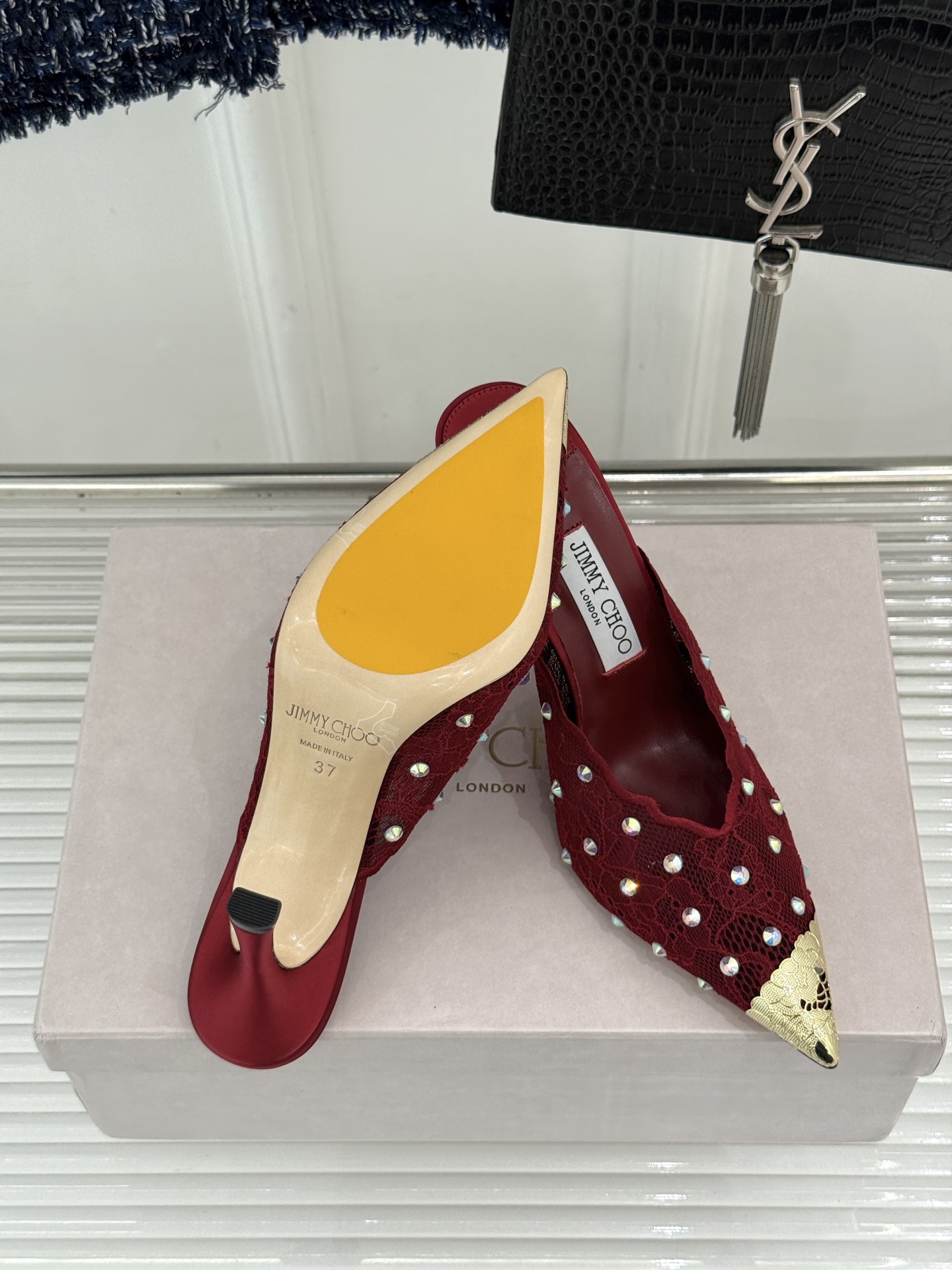 Jimmy Choo/吉米周26WF新品水钻蕾丝金属头高跟拖鞋承袭品牌30年英伦奢雅基因这款凉鞋解锁现代