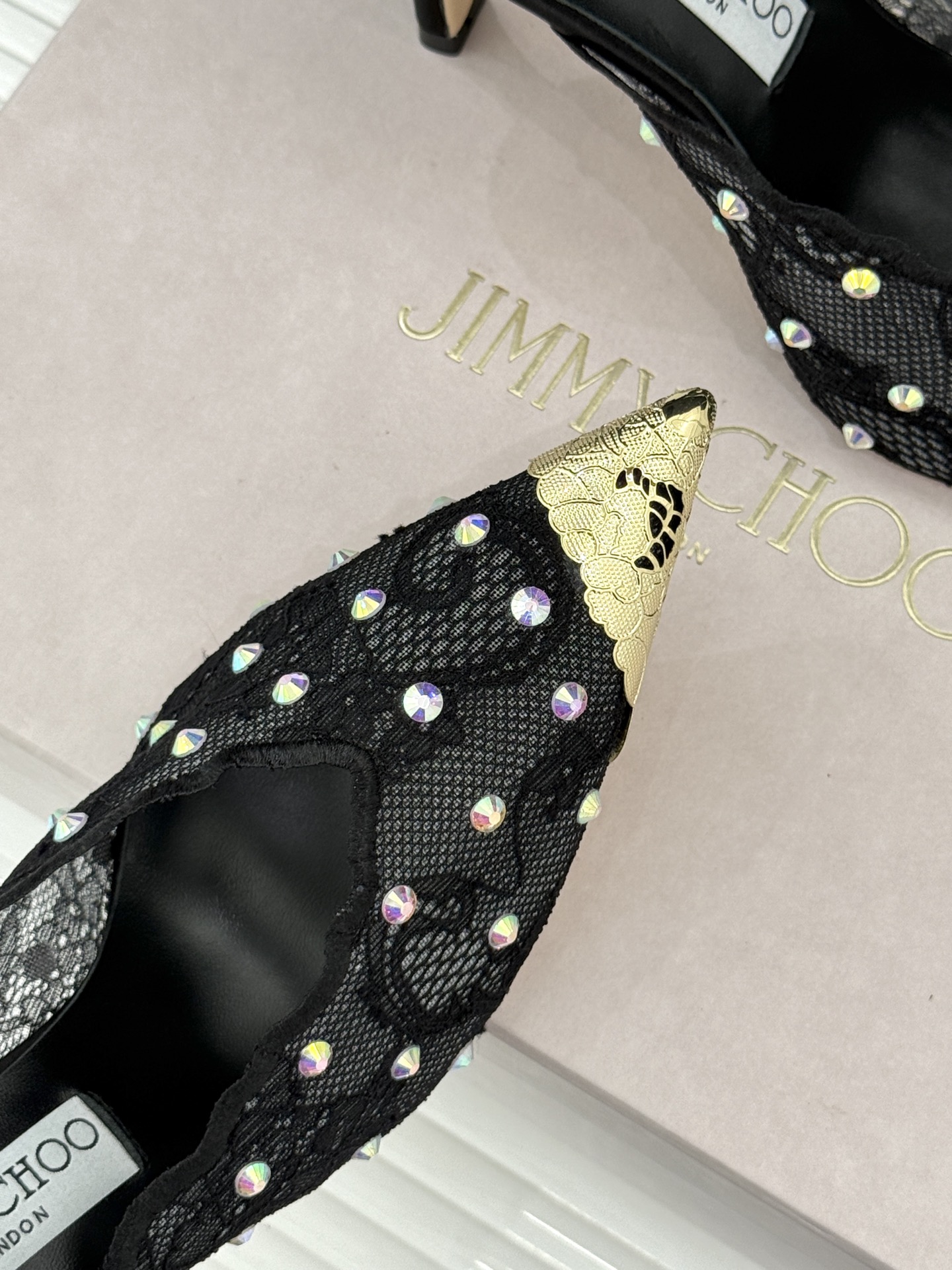 Jimmy Choo/吉米周26WF新品水钻蕾丝金属头高跟拖鞋承袭品牌30年英伦奢雅基因这款凉鞋解锁现代