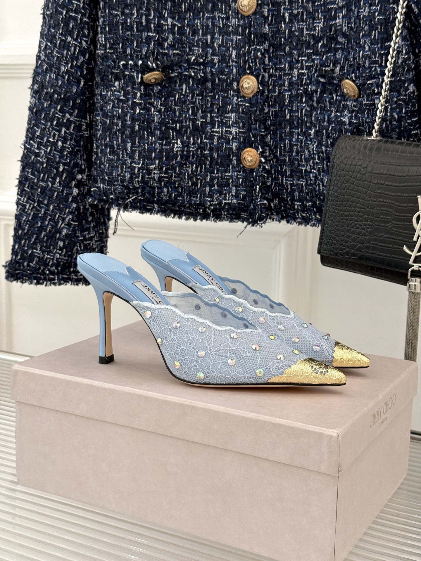 Jimmy Choo/吉米周26WF新品水钻蕾丝金属头高跟拖鞋承袭品牌30年英伦奢雅基因这款凉鞋解锁现代