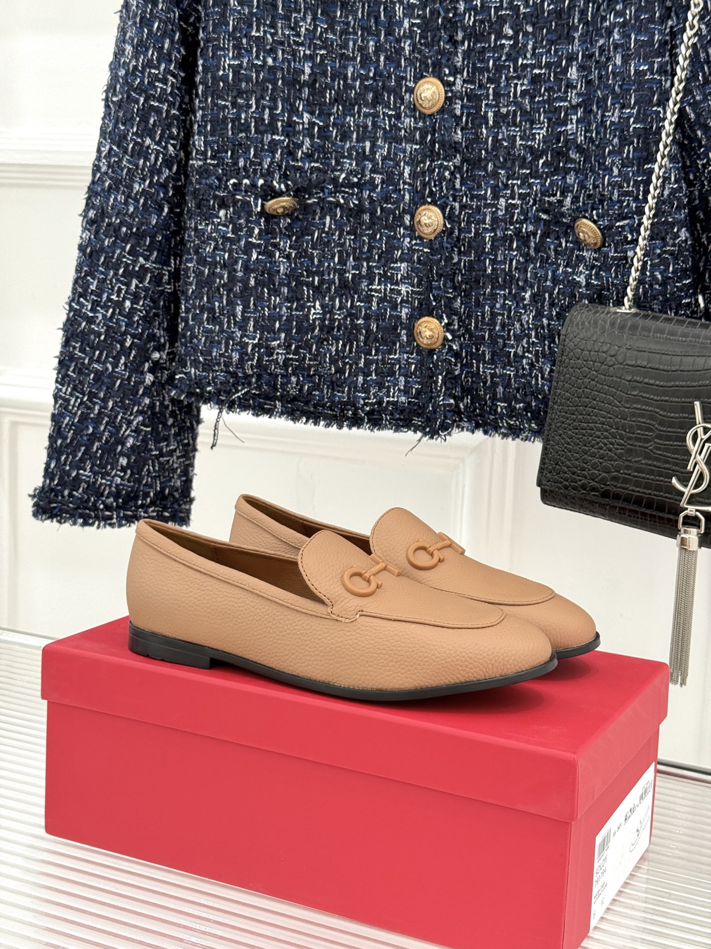 Ferragamo/菲拉格慕26WF新品马衔扣Gancini乐福鞋意式马术灵感邂逅现代优雅甄选柔软锤纹鹿