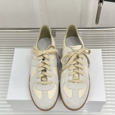 MaisonMargiela|MM6马吉拉经典德训鞋✨德训鞋鼻祖 复刻70年代德军训练鞋极简去logo设 MaisonMargiela|MM6马吉拉经典德训鞋✨德训鞋鼻祖 复刻70年代德军训练鞋极简去logo设