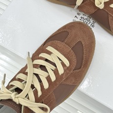 MaisonMargiela|MM6马吉拉经典德训鞋✨德训鞋鼻祖 复刻70年代德军训练鞋极简去logo设 MaisonMargiela|MM6马吉拉经典德训鞋✨德训鞋鼻祖 复刻70年代德军训练鞋极简去logo设