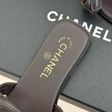 CHANE* |小香26S新品大双C镂空拖鞋通透肌理自带轻奢气韵经典双C镌刻品牌底蕴镂空剪裁勾勒灵动轮廓 CHANE* |小香26S新品大双C镂空拖鞋通透肌理自带轻奢气韵经典双C镌刻品牌底蕴镂空剪裁勾勒灵动轮廓
