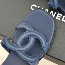CHANE* |小香26S新品大双C镂空拖鞋通透肌理自带轻奢气韵经典双C镌刻品牌底蕴镂空剪裁勾勒灵动轮廓 CHANE* |小香26S新品大双C镂空拖鞋通透肌理自带轻奢气韵经典双C镌刻品牌底蕴镂空剪裁勾勒灵动轮廓