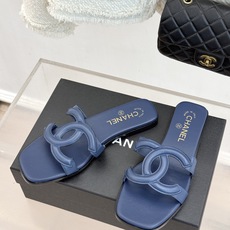 CHANE* |小香26S新品大双C镂空拖鞋通透肌理自带轻奢气韵经典双C镌刻品牌底蕴镂空剪裁勾勒灵动轮廓 CHANE* |小香26S新品大双C镂空拖鞋通透肌理自带轻奢气韵经典双C镌刻品牌底蕴镂空剪裁勾勒灵动轮廓