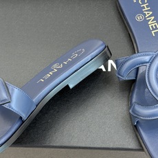 CHANE* |小香26S新品大双C镂空拖鞋通透肌理自带轻奢气韵经典双C镌刻品牌底蕴镂空剪裁勾勒灵动轮廓 CHANE* |小香26S新品大双C镂空拖鞋通透肌理自带轻奢气韵经典双C镌刻品牌底蕴镂空剪裁勾勒灵动轮廓