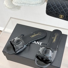 CHANE* |小香26S新品大双C镂空拖鞋通透肌理自带轻奢气韵经典双C镌刻品牌底蕴镂空剪裁勾勒灵动轮廓 CHANE* |小香26S新品大双C镂空拖鞋通透肌理自带轻奢气韵经典双C镌刻品牌底蕴镂空剪裁勾勒灵动轮廓