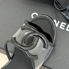 高跟CHANE* |小香26S新品大双C镂空拖鞋通透肌理自带轻奢气韵经典双C镌刻品牌底蕴镂空剪裁勾勒灵动 高跟CHANE* |小香26S新品大双C镂空拖鞋通透肌理自带轻奢气韵经典双C镌刻品牌底蕴镂空剪裁勾勒灵动