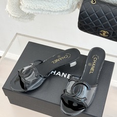 高跟CHANE* |小香26S新品大双C镂空拖鞋通透肌理自带轻奢气韵经典双C镌刻品牌底蕴镂空剪裁勾勒灵动 高跟CHANE* |小香26S新品大双C镂空拖鞋通透肌理自带轻奢气韵经典双C镌刻品牌底蕴镂空剪裁勾勒灵动
