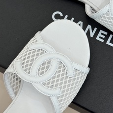 CHANE* |小香26S新品大双C镂空拖鞋通透肌理自带轻奢气韵经典双C镌刻品牌底蕴镂空剪裁勾勒灵动轮廓 CHANE* |小香26S新品大双C镂空拖鞋通透肌理自带轻奢气韵经典双C镌刻品牌底蕴镂空剪裁勾勒灵动轮廓