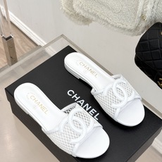 CHANE* |小香26S新品大双C镂空拖鞋通透肌理自带轻奢气韵经典双C镌刻品牌底蕴镂空剪裁勾勒灵动轮廓 CHANE* |小香26S新品大双C镂空拖鞋通透肌理自带轻奢气韵经典双C镌刻品牌底蕴镂空剪裁勾勒灵动轮廓