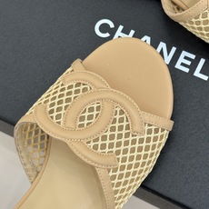 CHANE* |小香26S新品大双C镂空拖鞋通透肌理自带轻奢气韵经典双C镌刻品牌底蕴镂空剪裁勾勒灵动轮廓 CHANE* |小香26S新品大双C镂空拖鞋通透肌理自带轻奢气韵经典双C镌刻品牌底蕴镂空剪裁勾勒灵动轮廓