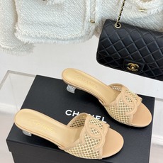 高跟CHANE* |小香26S新品大双C镂空拖鞋通透肌理自带轻奢气韵经典双C镌刻品牌底蕴镂空剪裁勾勒灵动 高跟CHANE* |小香26S新品大双C镂空拖鞋通透肌理自带轻奢气韵经典双C镌刻品牌底蕴镂空剪裁勾勒灵动