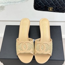 高跟CHANE* |小香26S新品大双C镂空拖鞋通透肌理自带轻奢气韵经典双C镌刻品牌底蕴镂空剪裁勾勒灵动 高跟CHANE* |小香26S新品大双C镂空拖鞋通透肌理自带轻奢气韵经典双C镌刻品牌底蕴镂空剪裁勾勒灵动