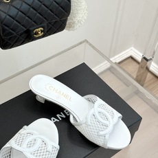高跟CHANE* |小香26S新品大双C镂空拖鞋通透肌理自带轻奢气韵经典双C镌刻品牌底蕴镂空剪裁勾勒灵动 高跟CHANE* |小香26S新品大双C镂空拖鞋通透肌理自带轻奢气韵经典双C镌刻品牌底蕴镂空剪裁勾勒灵动