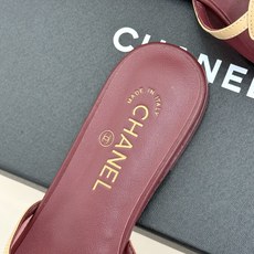 CHANE* |小香26S新品大双C镂空拖鞋通透肌理自带轻奢气韵经典双C镌刻品牌底蕴镂空剪裁勾勒灵动轮廓 CHANE* |小香26S新品大双C镂空拖鞋通透肌理自带轻奢气韵经典双C镌刻品牌底蕴镂空剪裁勾勒灵动轮廓
