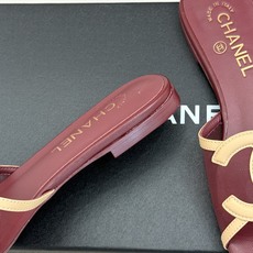 CHANE* |小香26S新品大双C镂空拖鞋通透肌理自带轻奢气韵经典双C镌刻品牌底蕴镂空剪裁勾勒灵动轮廓 CHANE* |小香26S新品大双C镂空拖鞋通透肌理自带轻奢气韵经典双C镌刻品牌底蕴镂空剪裁勾勒灵动轮廓